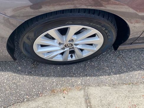 Used 2023 Toyota Camry LE FWD image 18