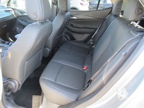 Used 2025 Buick Encore GX Sport Touring w/ Advanced Technology Package image 26