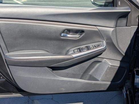 Used 2024 Nissan Sentra SR FWD image 14