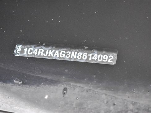 Used 2022 Jeep Grand Cherokee L Laredo w/ Luxury Tech Group I image 29