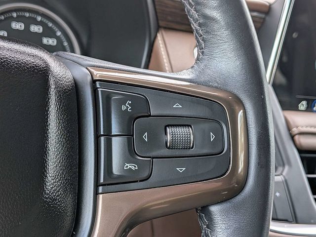 Used 2021 Chevrolet Suburban High Country AWD/4WD image 31