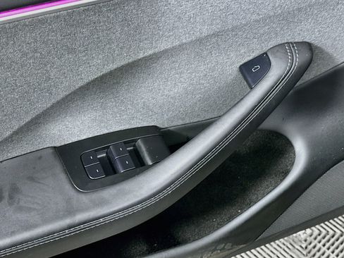 Used 2025 Tesla Model 3 Long Range RWD image 15