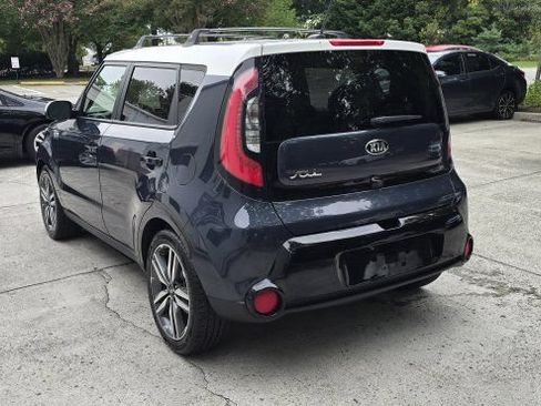 Used 2016 Kia Soul + w/ Audio Package FWD image 3