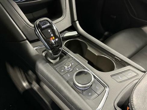 Used 2023 Cadillac XT5 Premium Luxury image 17