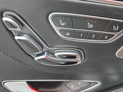 Used 2015 Mercedes-Benz S 550 4MATIC Coupe image 29