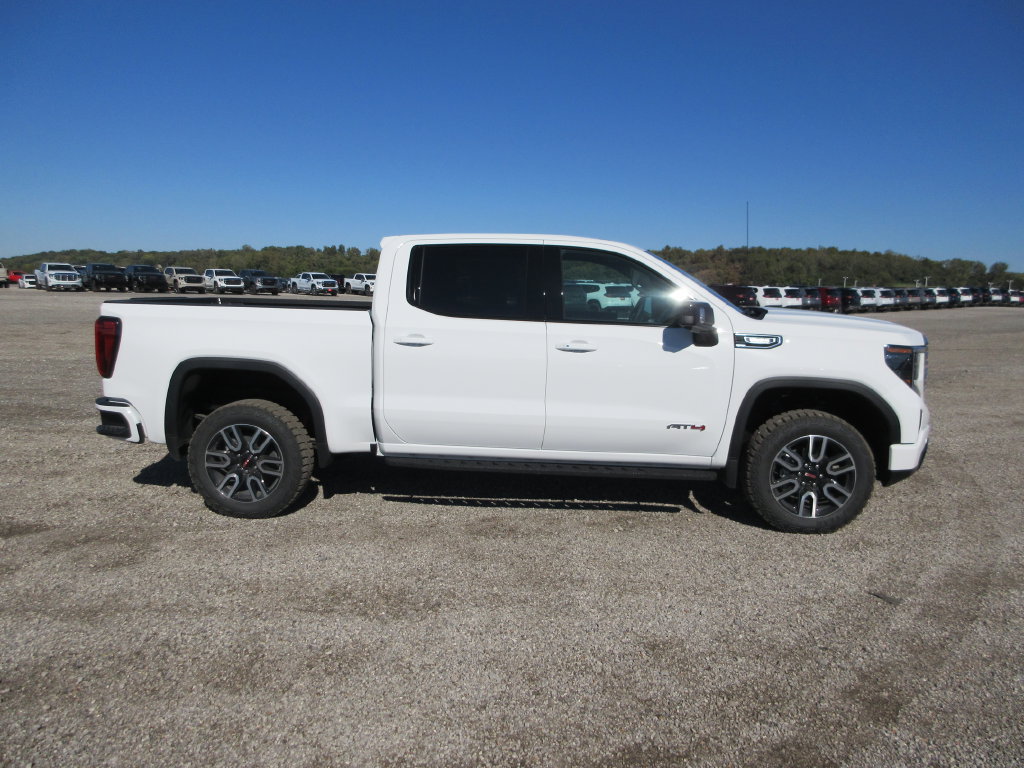 New 2026 GMC Sierra 1500 AT4 w/ AT4 Premium Package AWD/4WD image 3