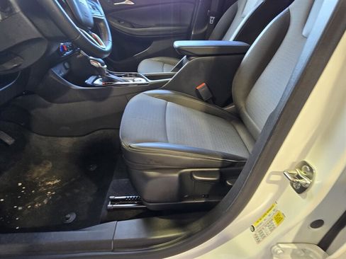 Used 2024 Buick Encore GX Preferred image 10