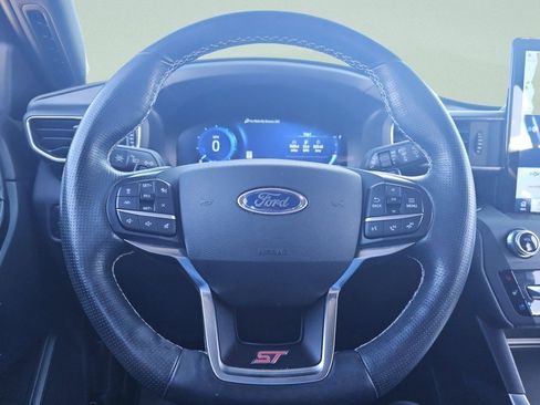 Certified 2020 Ford Explorer ST w/ ST Street Pack AWD/4WD image 32