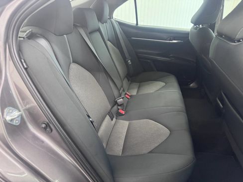 Used 2023 Toyota Camry LE FWD image 11