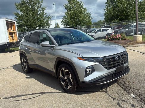 Certified 2024 Hyundai Tucson Limited AWD/4WD image 3