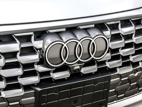 New 2025 Audi Q5 Premium image 13