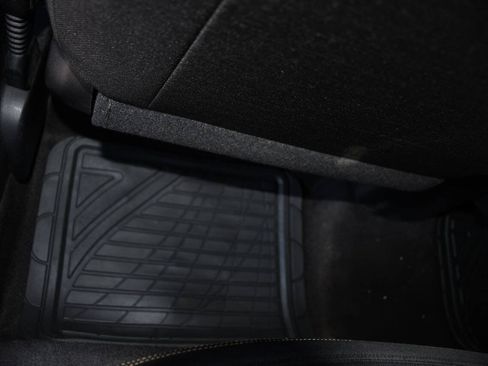 Used 2015 Kia Soul + FWD image 17