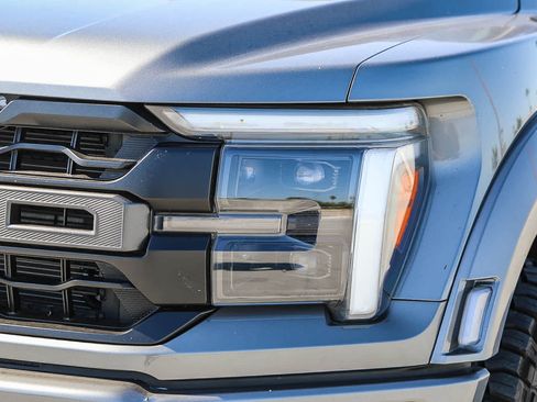 Used 2025 Ford F150 Raptor AWD/4WD image 8