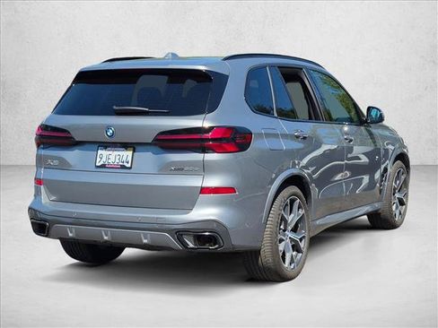 Used 2024 BMW X5 xDrive50e w/ M Sport Package AWD/4WD image 5