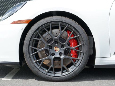 Used 2025 Porsche 911 Targa 4 GTS AWD/4WD image 13
