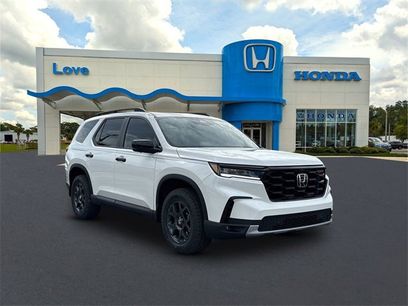 New 2025 Honda Pilot TrailSport