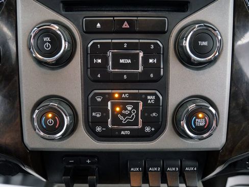 Used 2015 Ford F350 Platinum AWD/4WD image 33