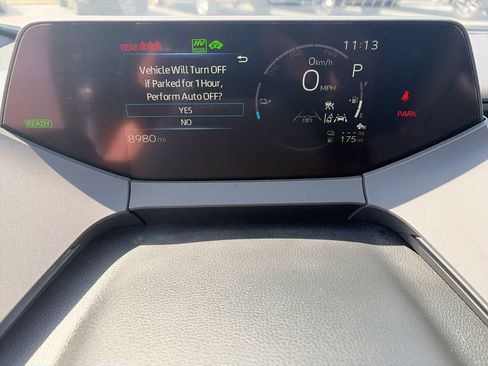 Used 2026 Toyota Prius Plug-In Hybrid FWD image 18