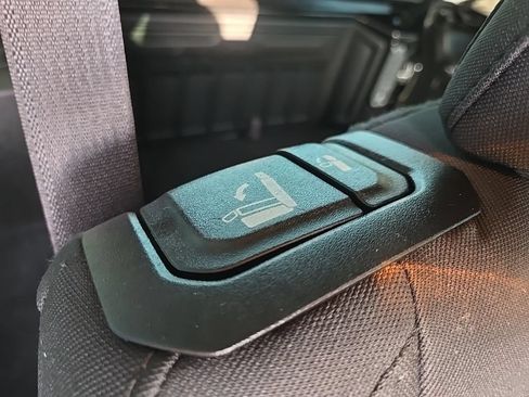 Used 2021 Jeep Wrangler Unlimited Sport AWD/4WD image 79