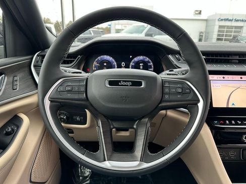 New 2026 Jeep Grand Cherokee Limited AWD/4WD image 30