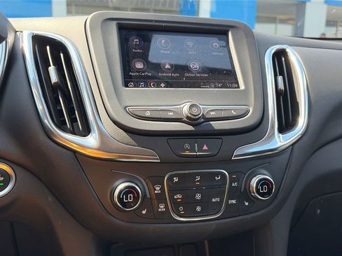Used 2023 Chevrolet Equinox LT FWD image 19