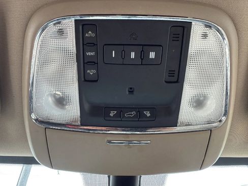 Used 2014 Jeep Grand Cherokee Limited image 20