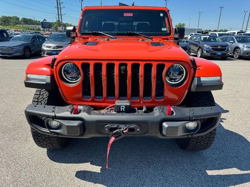 Used 2023 Jeep Gladiator Rubicon w/ LED Lighting Group AWD/4WD image 9
