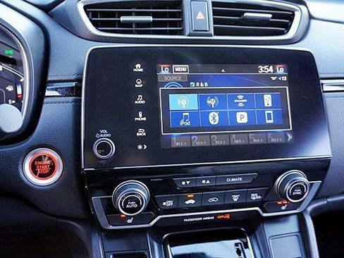 Used 2018 Honda CR-V Touring image 25