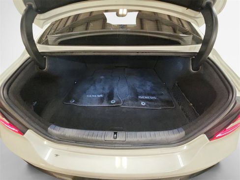 Used 2023 Genesis G70 2.0T w/ Sport Prestige Package image 25