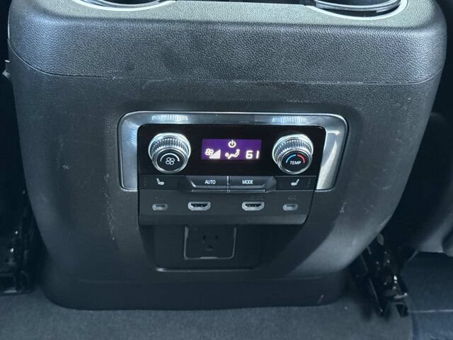 Used 2023 GMC Yukon XL Denali w/ Denali Reserve Package AWD/4WD image 14