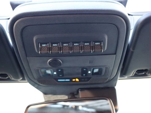 Used 2021 Ford Bronco Badlands image 38