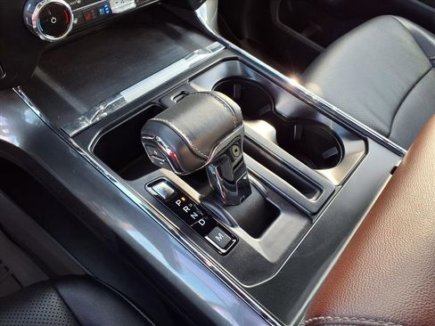 Used 2023 Ford F150 Lariat w/ Equipment Group 502A High image 26