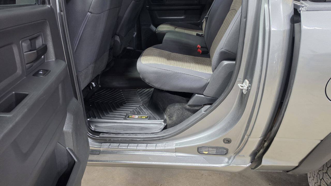 Used 2012 RAM 1500 Express w/ ST Popular Equipment Group AWD/4WD image 19