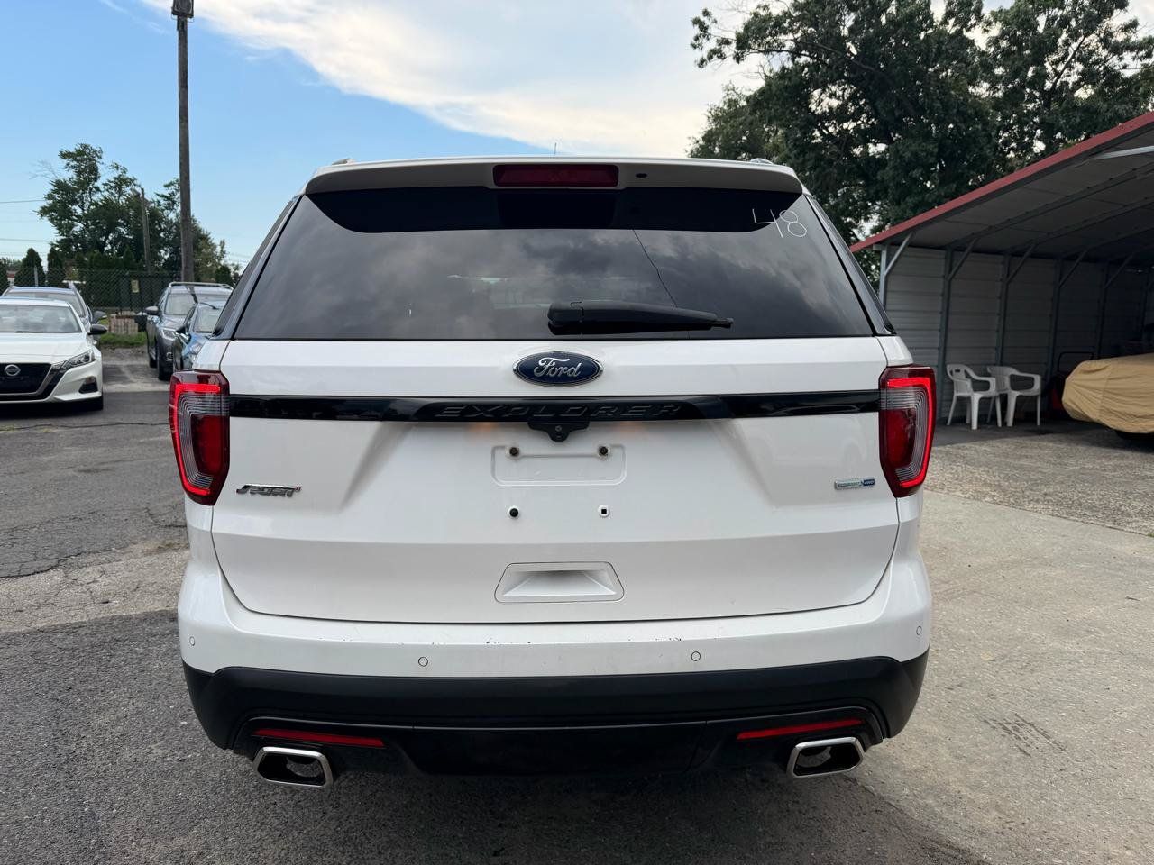 Used 2017 Ford Explorer Sport AWD/4WD image 7