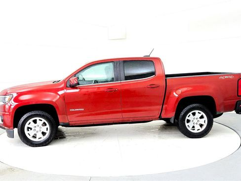 Used 2016 Chevrolet Colorado LT w/ LT Convenience Package image 3