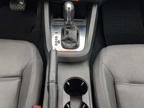 Used 2012 Volkswagen Jetta SE image 19