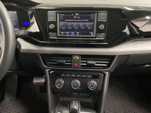 Used 2022 Volkswagen Taos S image 24