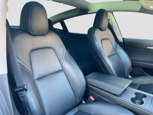 Used 2023 Tesla Model 3 Standard Range image 27