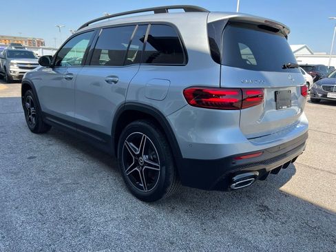 Certified 2025 Mercedes-Benz GLB 250 GLB 250 image 8