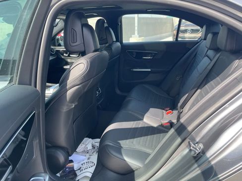 Used 2022 Mercedes-Benz C 300 Sedan image 3