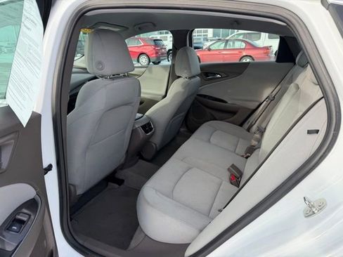 Used 2023 Chevrolet Malibu LT image 16