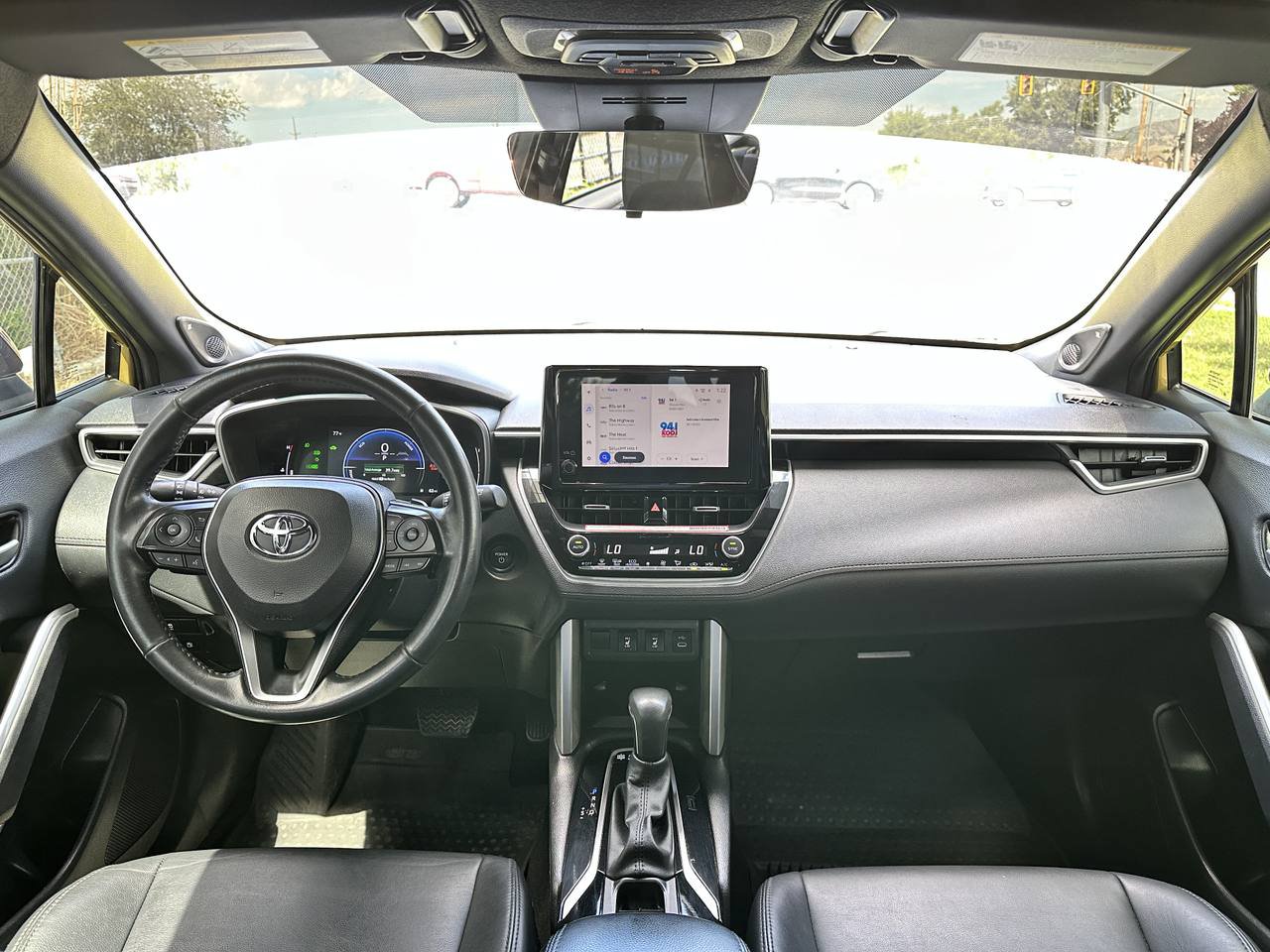 Used 2026 Toyota Corolla Cross AWD Hybrid w/ Convenience Package image 32