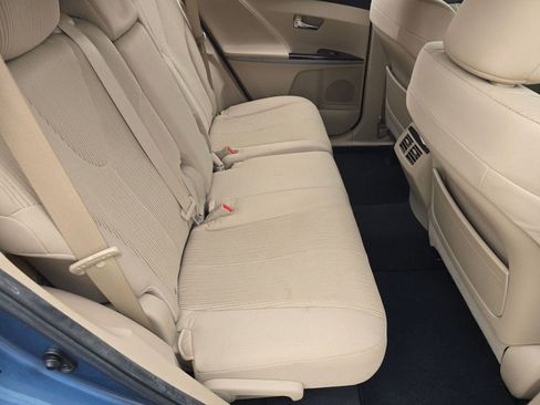 Used 2009 Toyota Venza image 25