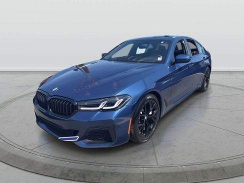 Used 2022 BMW 530i xDrive 530i xDrive w/ M Sport Package image 5