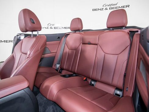Used 2022 BMW M440i Convertible RWD image 16