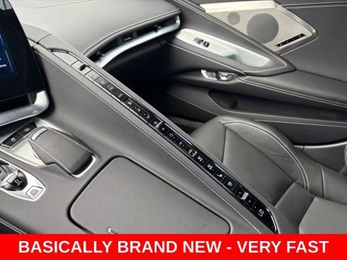Used 2025 Chevrolet Corvette Z06 RWD image 22