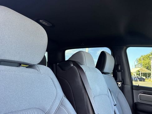Used 2022 RAM 1500 Big Horn RWD image 17