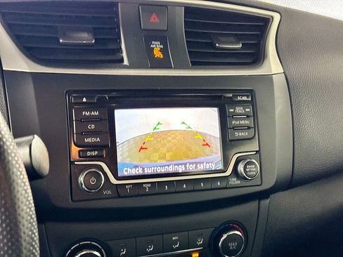 Used 2018 Nissan Sentra S image 16
