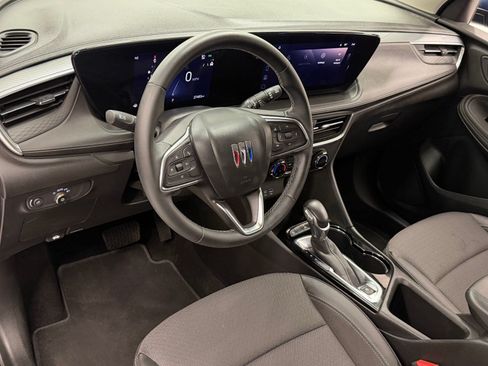 Used 2024 Buick Encore GX Preferred FWD image 3