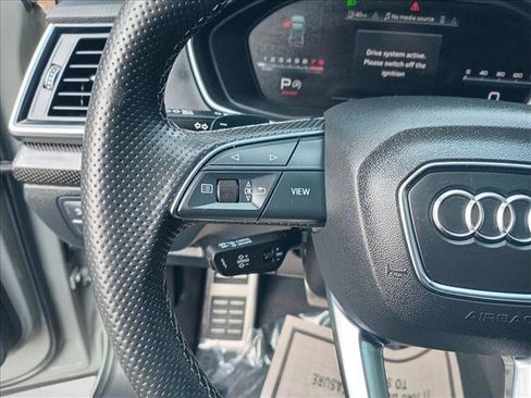 Used 2022 Audi SQ5 Premium Plus w/ Premium Plus Package image 18